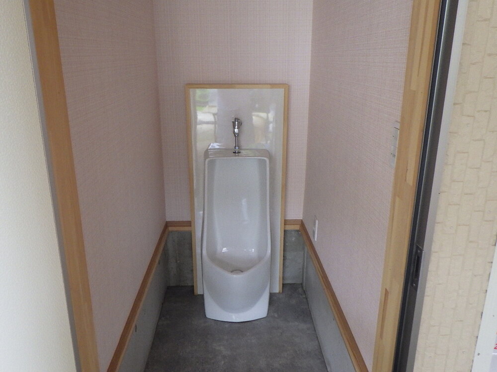 男性用トイレ画像